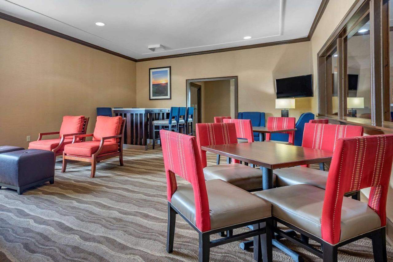 Comfort Inn Lancaster County North Denver Kültér fotó