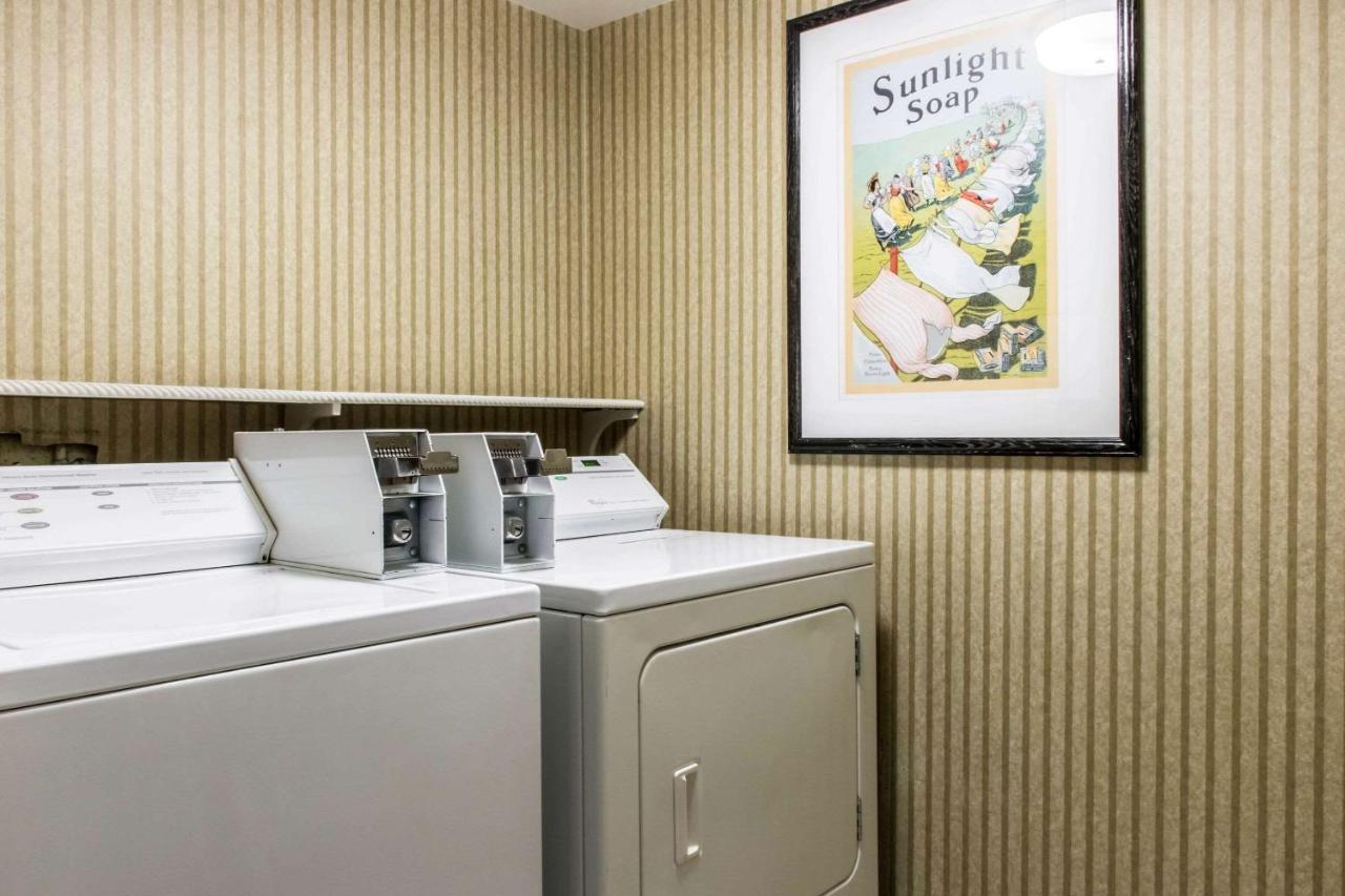 Comfort Inn Lancaster County North Denver Kültér fotó